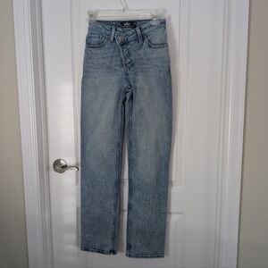 Hollister Ultra High Rise 90s Vintage Jeans